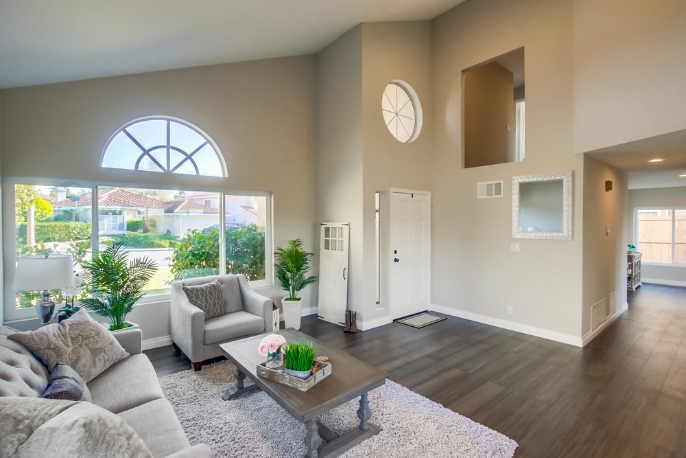 Virtual tour photo 9 of 55 for 13188 Dufresne Pl
