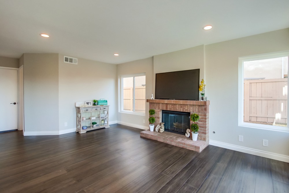 Virtual tour photo 13 of 55 for 13188 Dufresne Pl