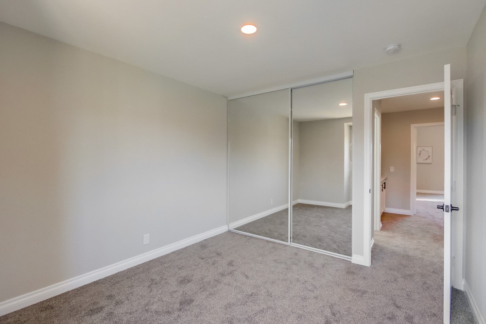 Virtual tour photo 34 of 55 for 13188 Dufresne Pl