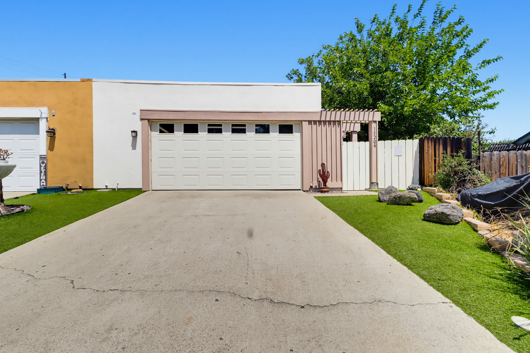 Virtual tour photo 1 of 44 for 13206 Saddle Ridge Rd