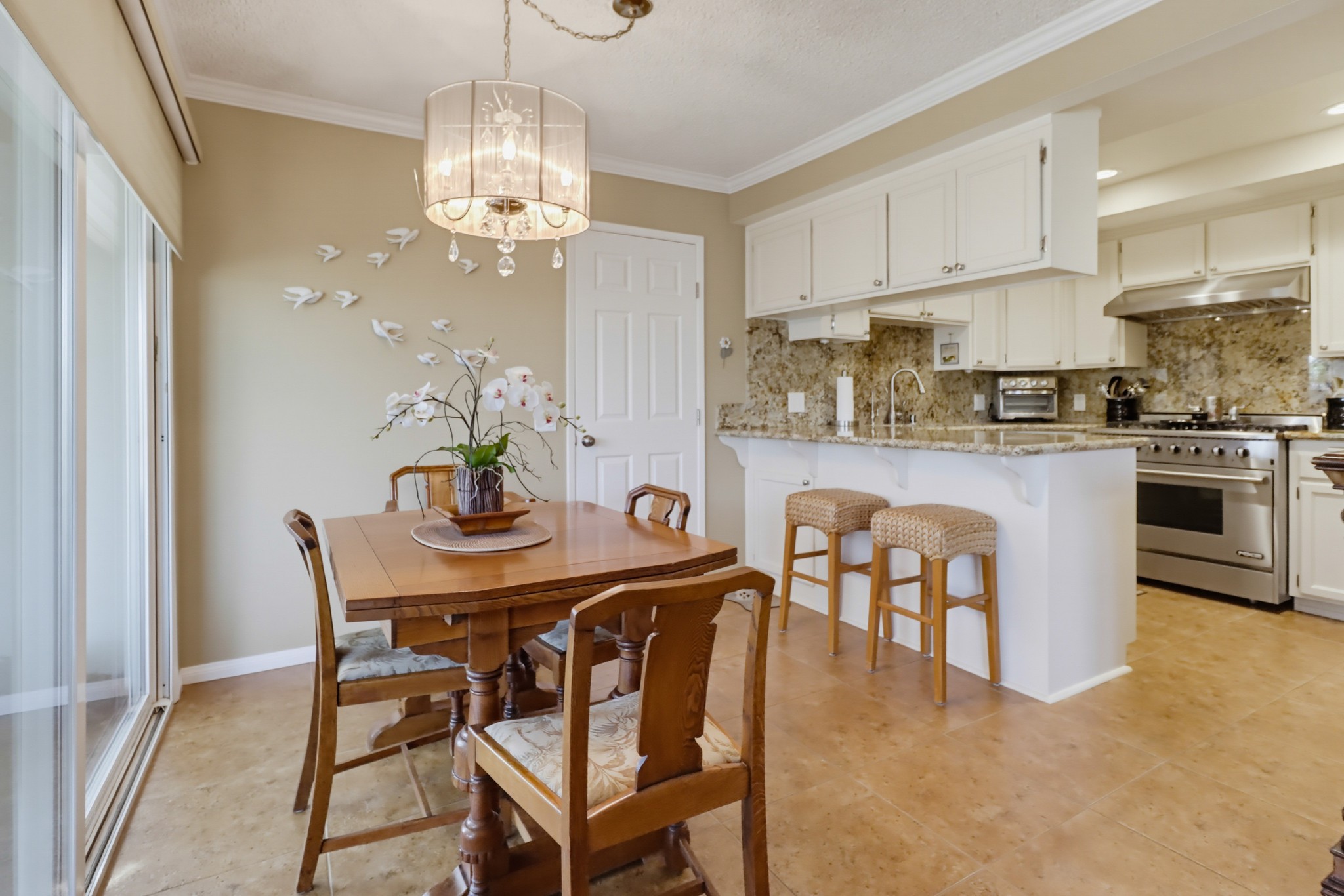 Virtual tour photo 12 of 44 for 13206 Saddle Ridge Rd