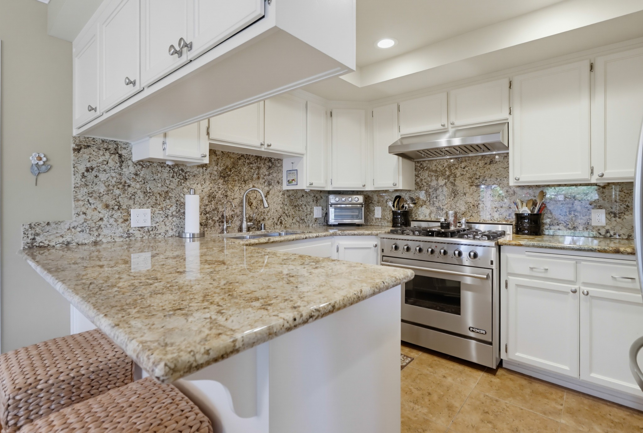 Virtual tour photo 15 of 44 for 13206 Saddle Ridge Rd