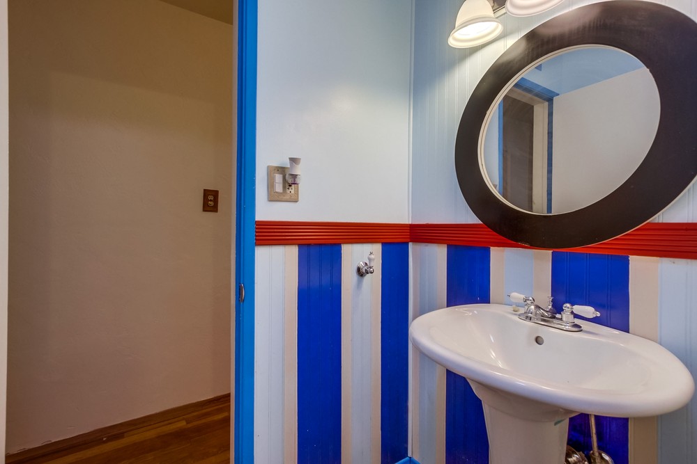 Virtual tour photo 37 of 46 for 1321 Braddock St