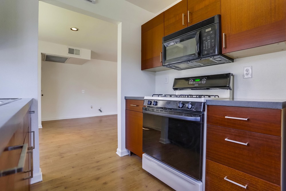 Virtual tour photo 14 of 35 for 13216 Wimberly Square UNIT 179