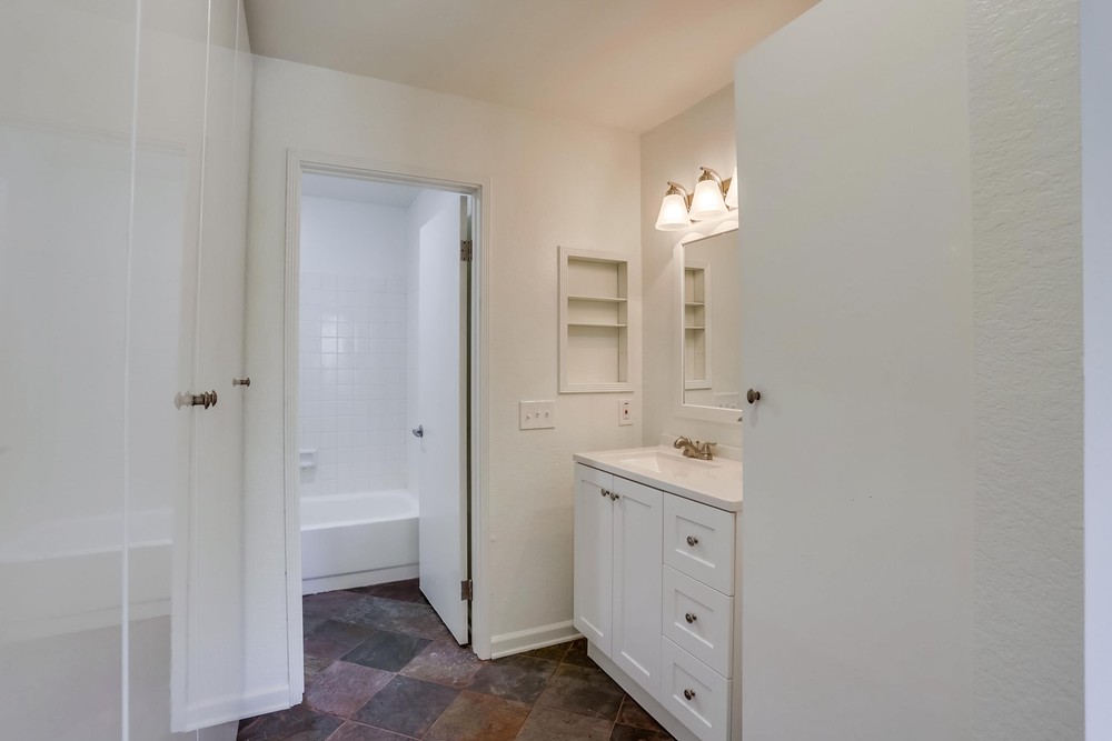 Virtual tour photo 20 of 35 for 13216 Wimberly Square UNIT 179