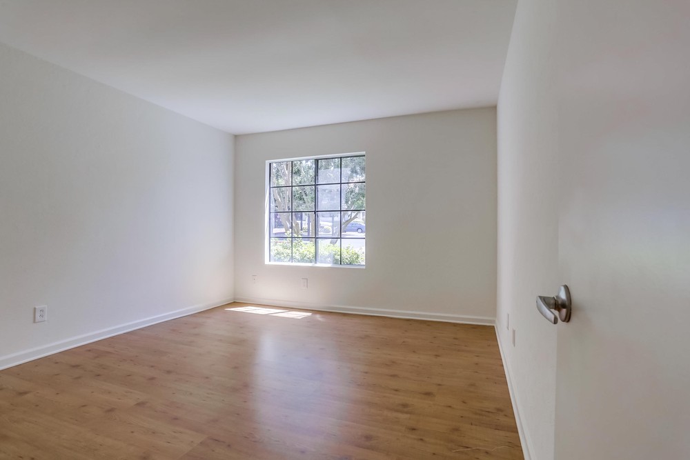 Virtual tour photo 25 of 35 for 13216 Wimberly Square UNIT 179