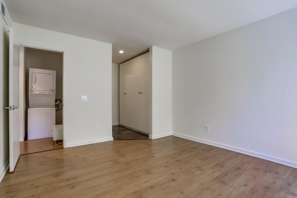 Virtual tour photo 27 of 35 for 13216 Wimberly Square UNIT 179