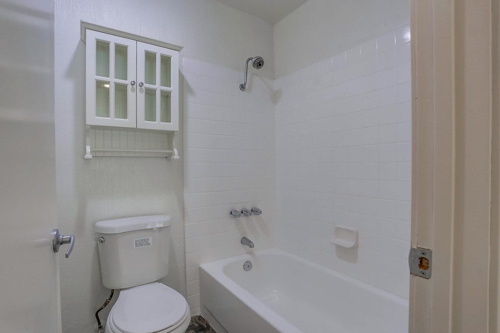 Virtual tour photo 31 of 35 for 13216 Wimberly Square UNIT 179
