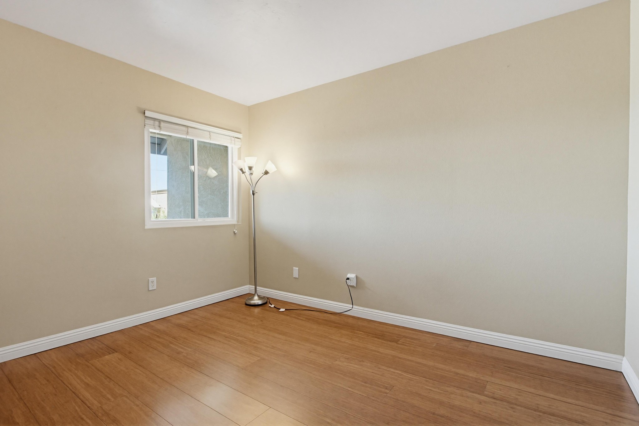 Virtual tour photo 33 of 49 for 13221 Westmark Way UNIT 27