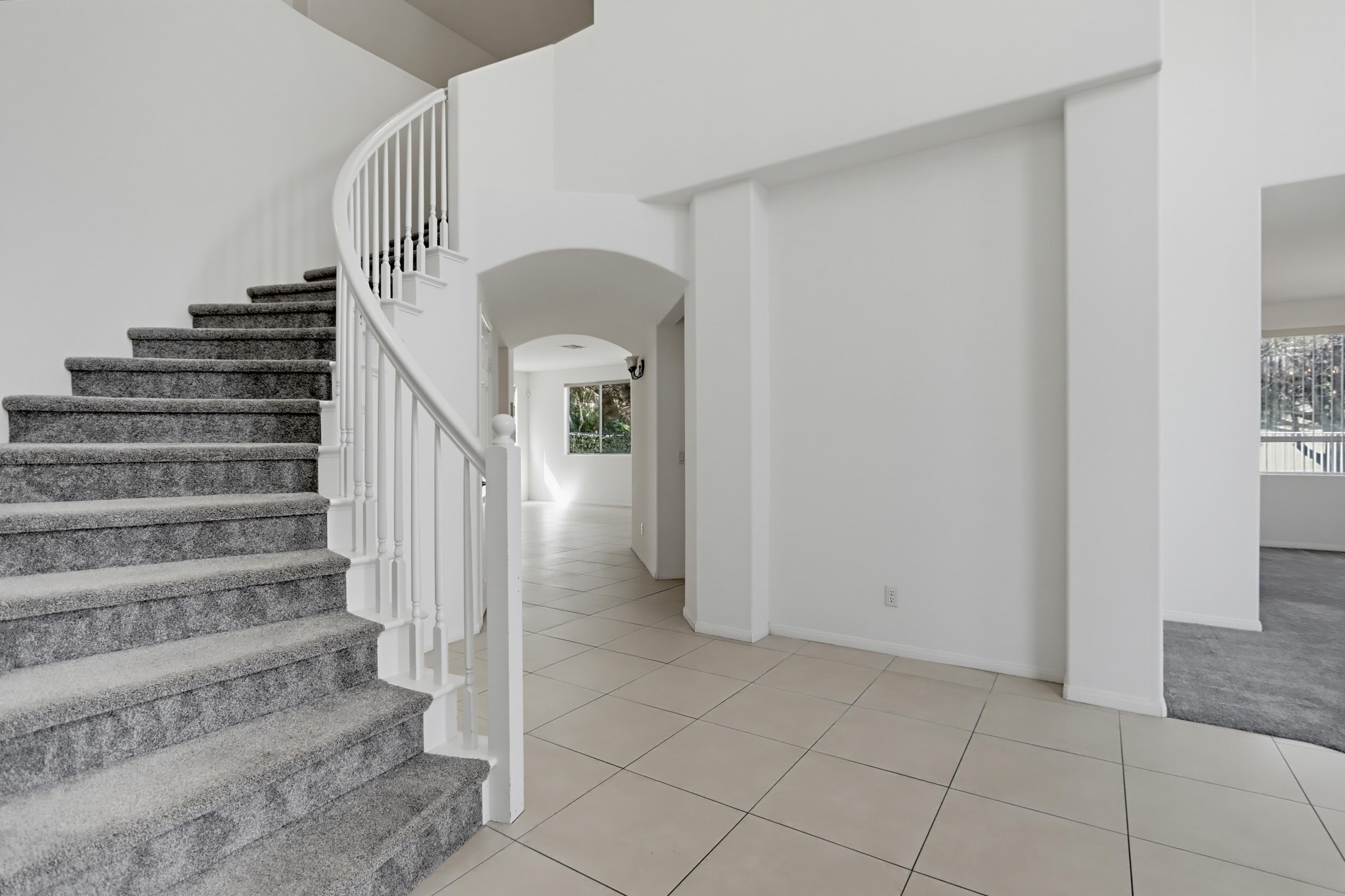 Virtual tour photo 9 of 58 for 1324 Silverado Dr
