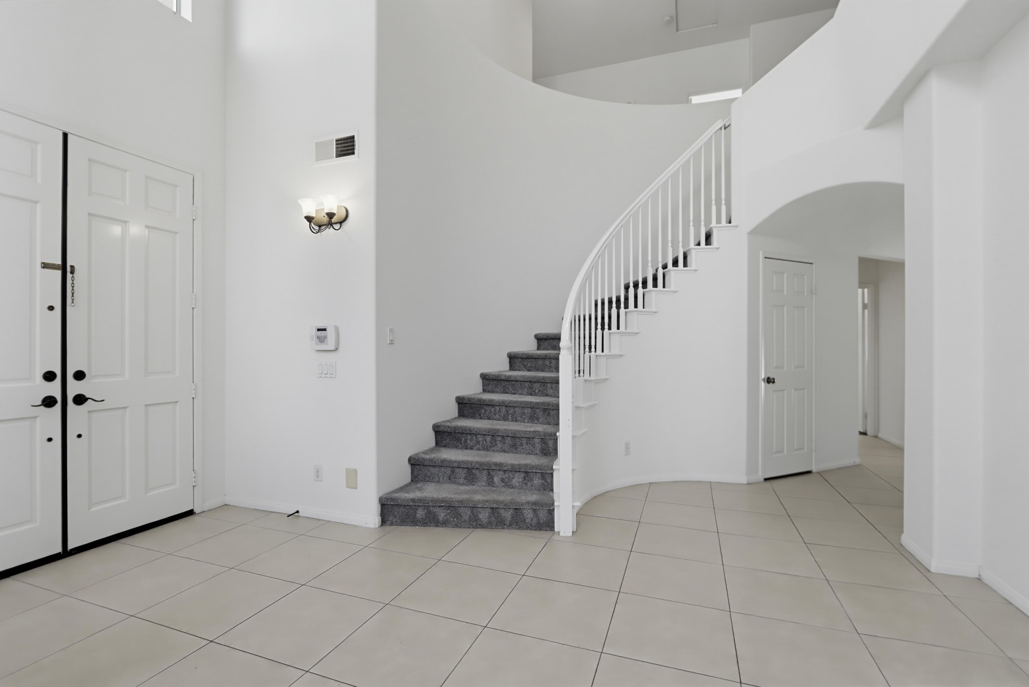 Virtual tour photo 26 of 58 for 1324 Silverado Dr