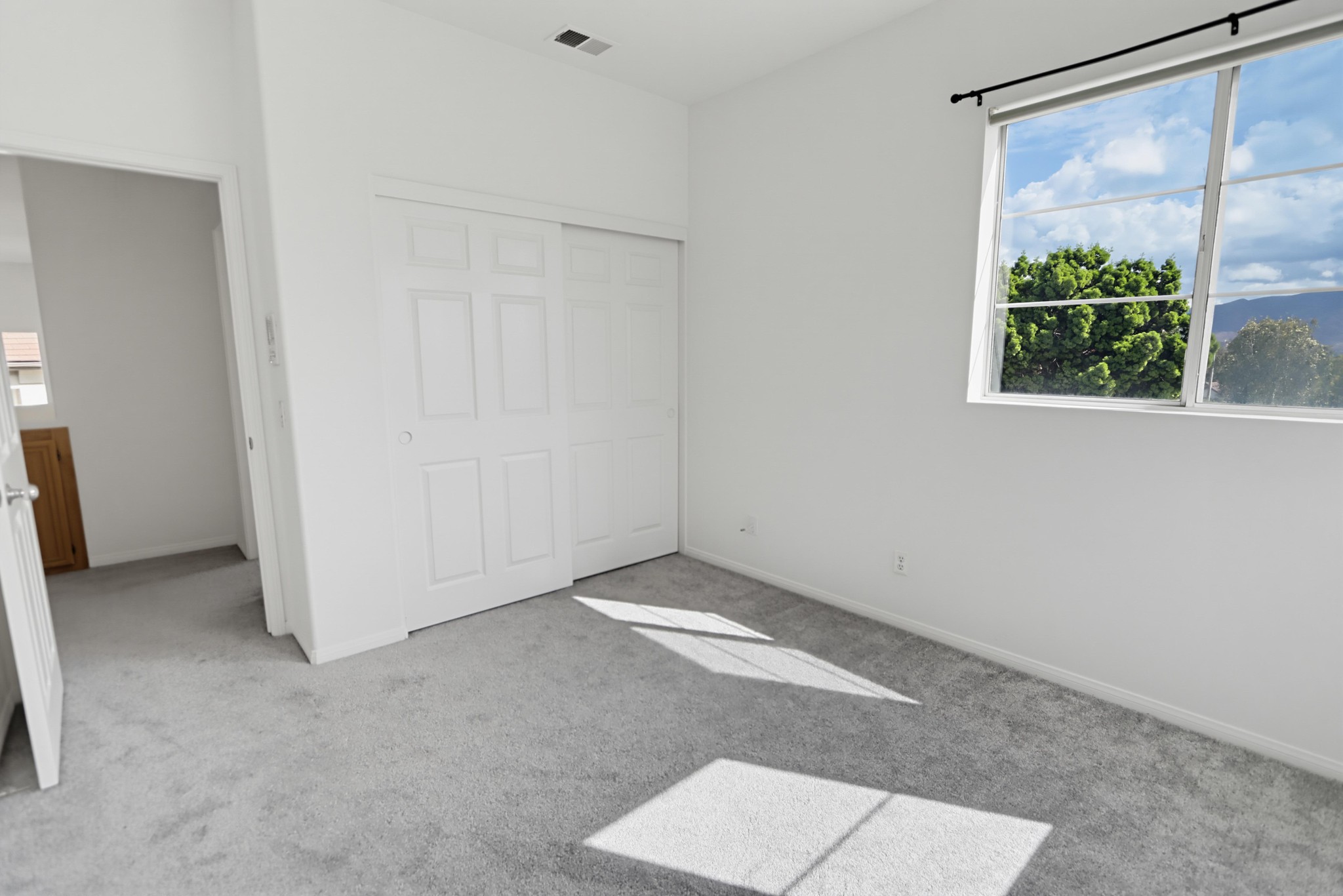 Virtual tour photo 42 of 58 for 1324 Silverado Dr