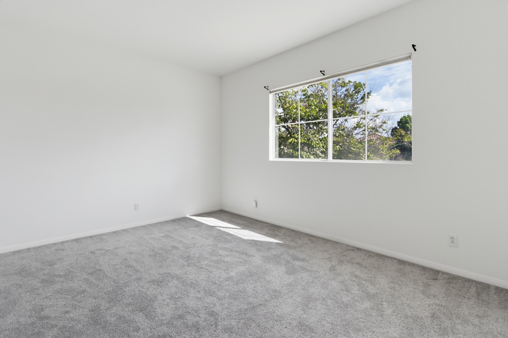 Virtual tour photo 43 of 58 for 1324 Silverado Dr