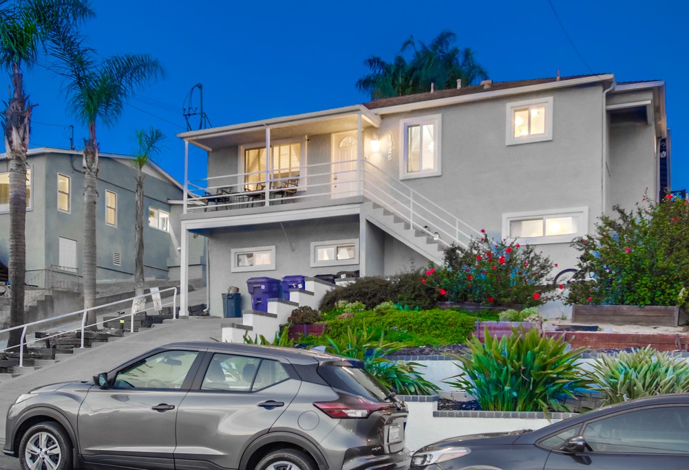 Virtual tour photo 4 of 84 for 1325 Gertrude St