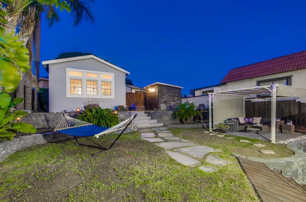 Virtual tour photo 11 of 84 for 1325 Gertrude St