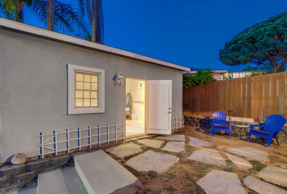Virtual tour photo 18 of 84 for 1325 Gertrude St