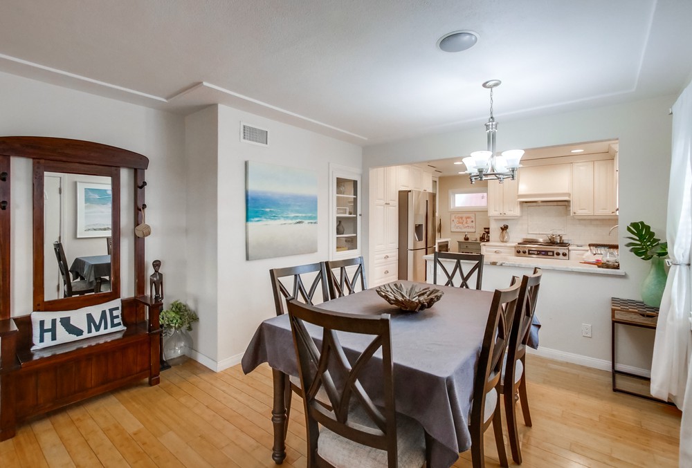 Virtual tour photo 27 of 84 for 1325 Gertrude St