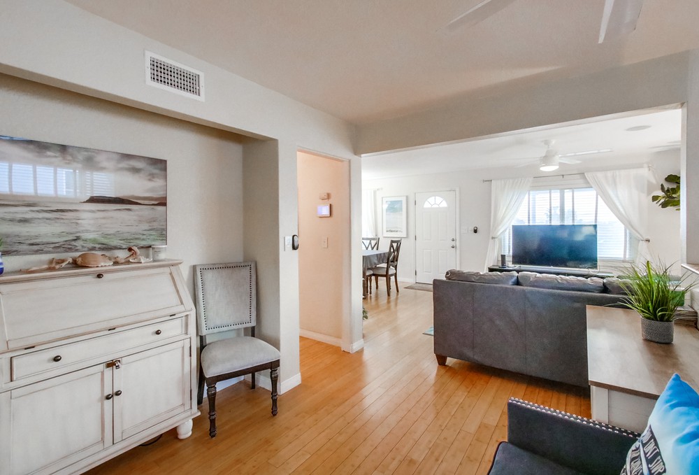 Virtual tour photo 35 of 84 for 1325 Gertrude St