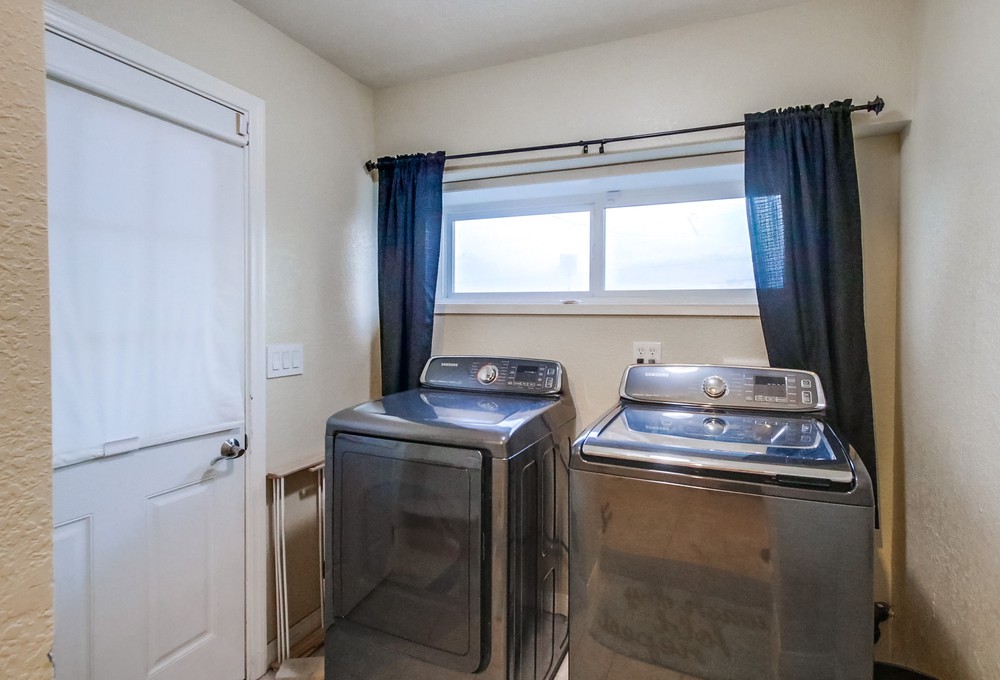 Virtual tour photo 60 of 84 for 1325 Gertrude St