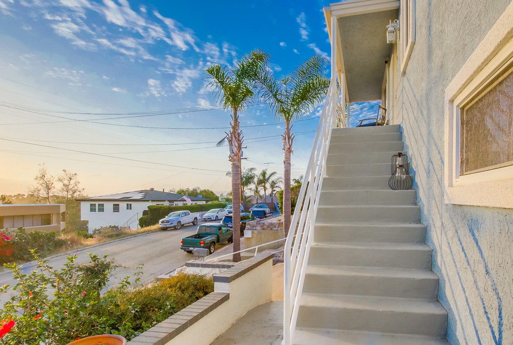 Virtual tour photo 71 of 84 for 1325 Gertrude St