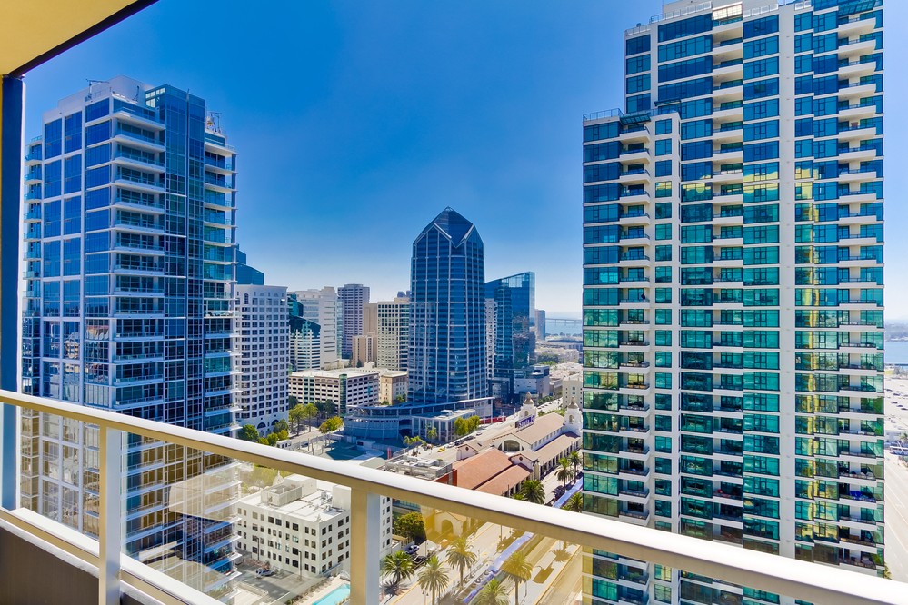 Virtual tour photo 19 of 61 for 1325 Pacific Highway #2502