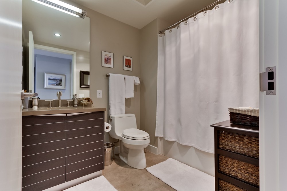 Virtual tour photo 27 of 61 for 1325 Pacific Highway #2502