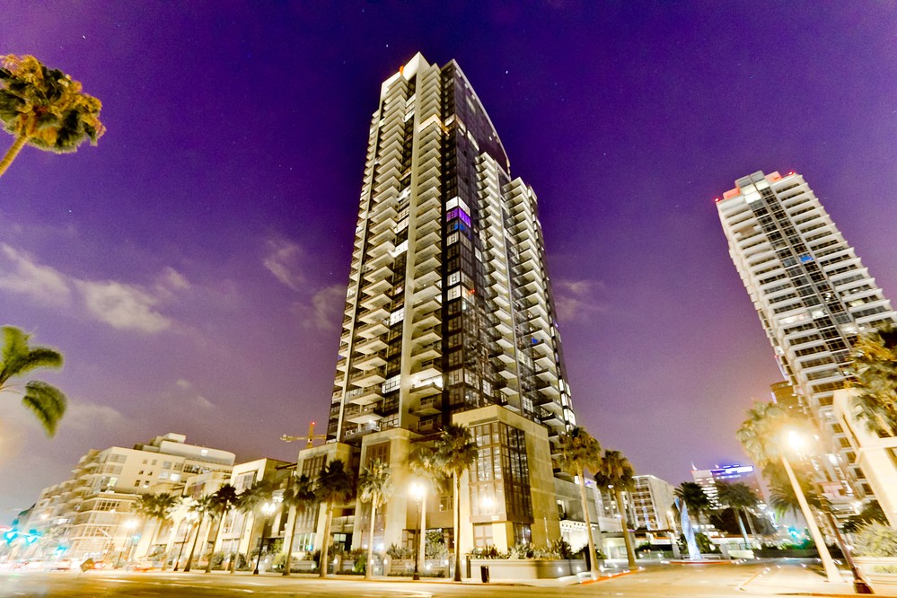 Virtual tour photo 32 of 61 for 1325 Pacific Highway #2502