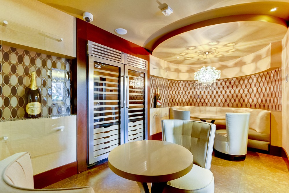 Virtual tour photo 47 of 61 for 1325 Pacific Highway #2502