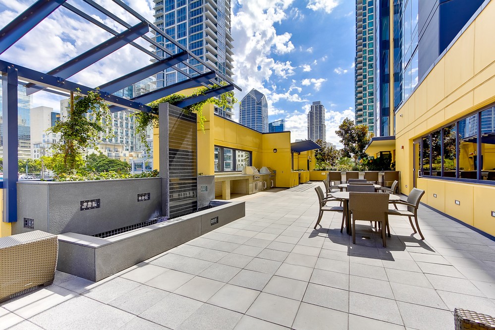Virtual tour photo 52 of 61 for 1325 Pacific Highway #2502