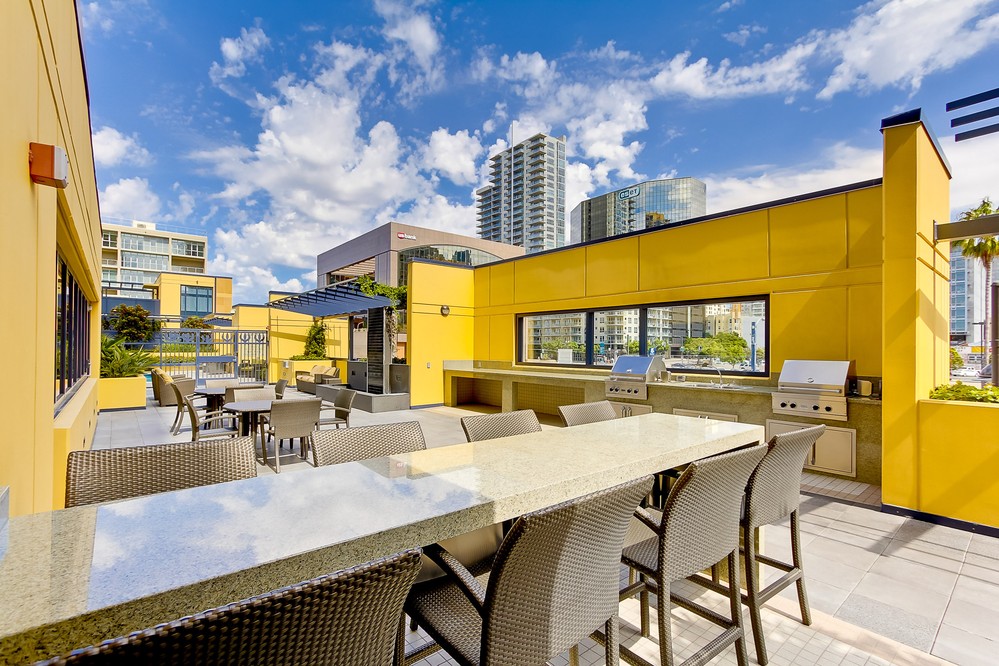 Virtual tour photo 54 of 61 for 1325 Pacific Highway #2502
