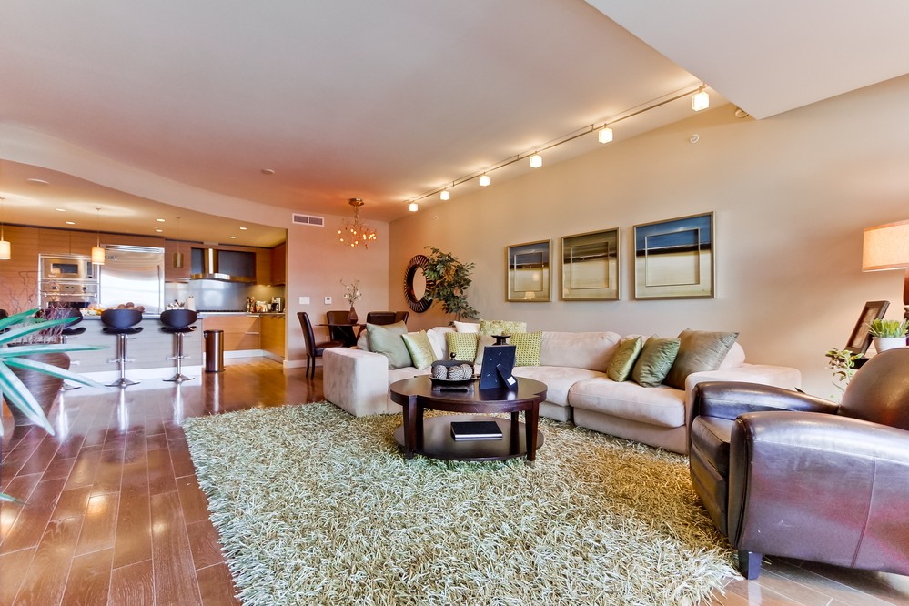 Virtual tour photo 3 of 65 for 1325 Pacific Highway #407
