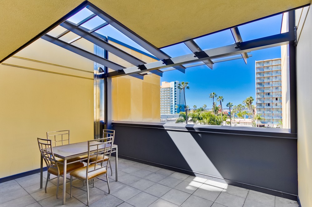 Virtual tour photo 5 of 65 for 1325 Pacific Highway #407