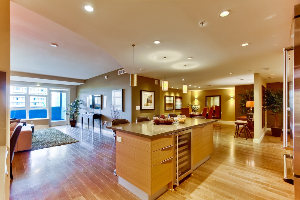 Virtual tour photo 14 of 65 for 1325 Pacific Highway #407