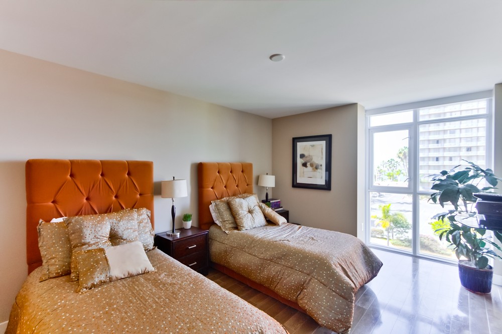Virtual tour photo 30 of 65 for 1325 Pacific Highway #407