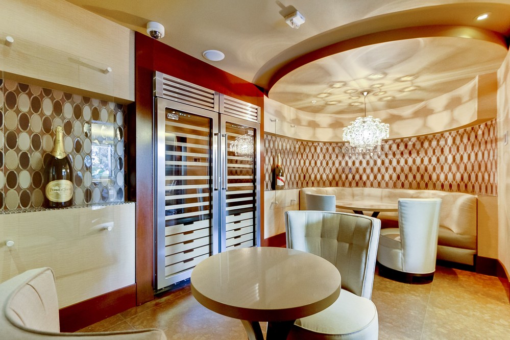 Virtual tour photo 50 of 65 for 1325 Pacific Highway #407