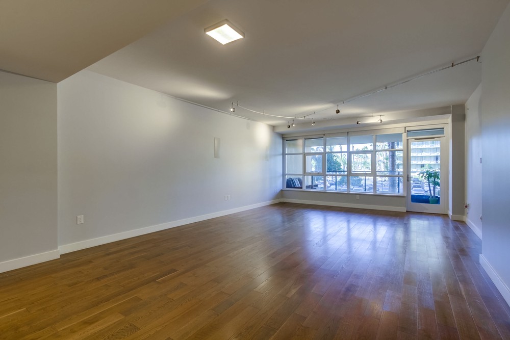 Virtual tour photo 8 of 34 for 1325 Pacific Hwy UNIT 201