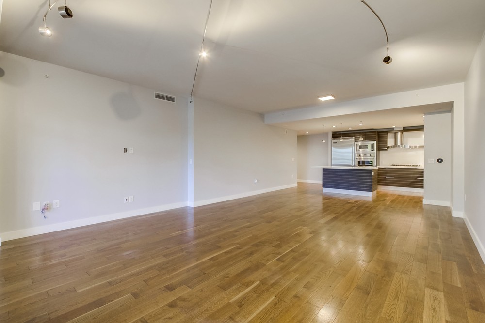 Virtual tour photo 11 of 34 for 1325 Pacific Hwy UNIT 201