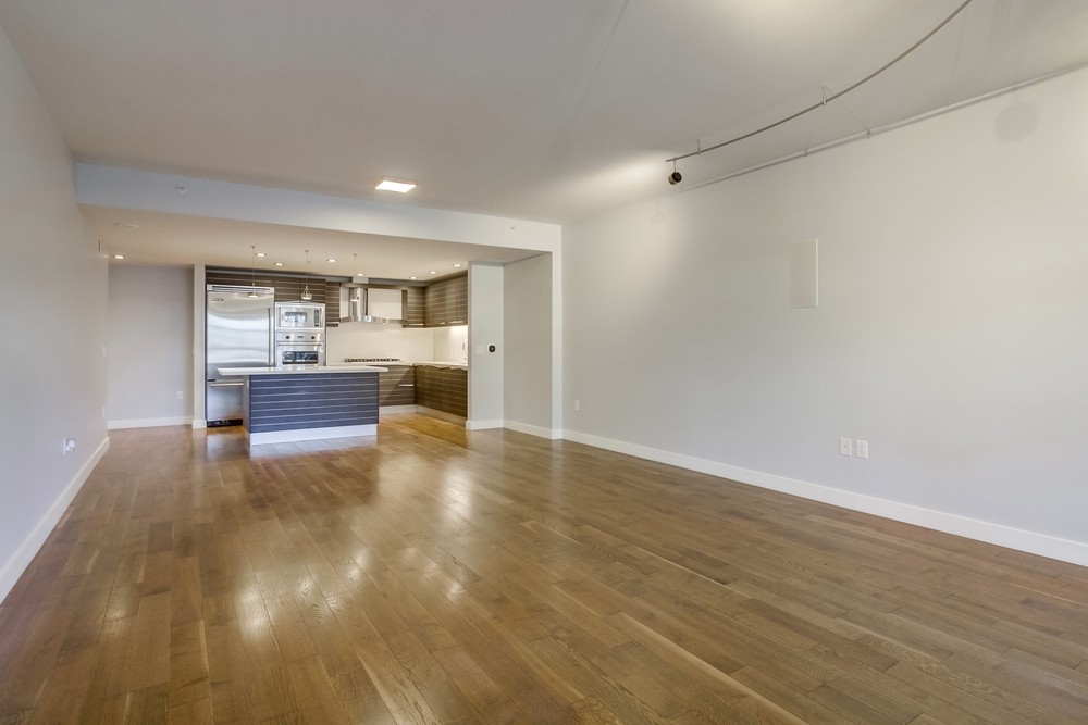 Virtual tour photo 12 of 34 for 1325 Pacific Hwy UNIT 201