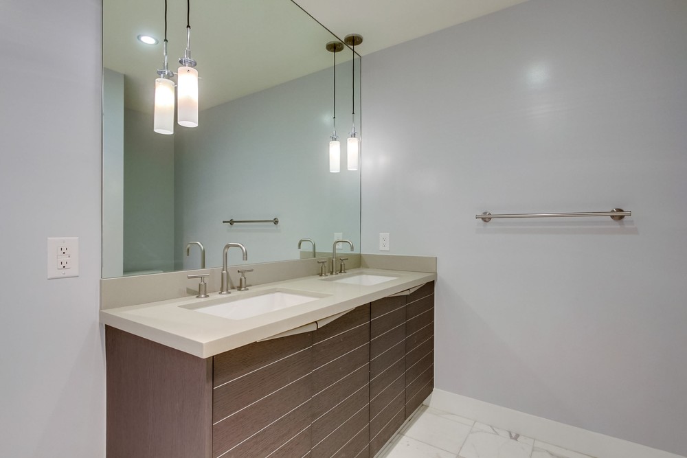 Virtual tour photo 26 of 34 for 1325 Pacific Hwy UNIT 201