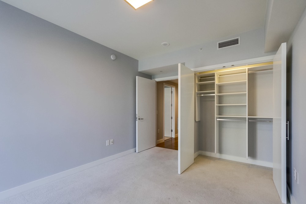 Virtual tour photo 31 of 34 for 1325 Pacific Hwy UNIT 201
