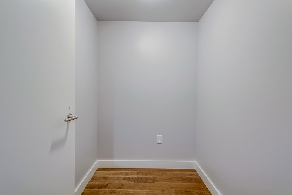 Virtual tour photo 34 of 34 for 1325 Pacific Hwy UNIT 201