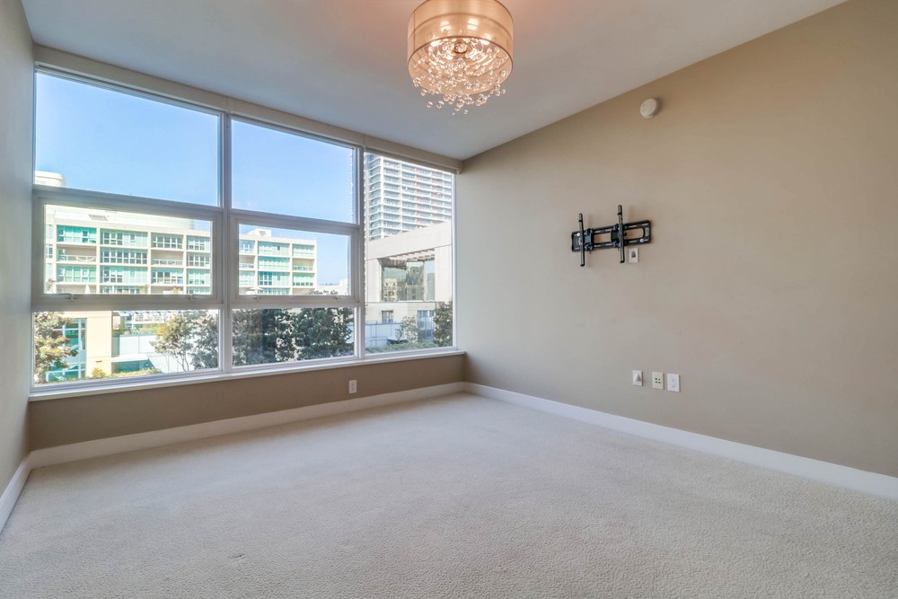 Virtual tour photo 26 of 52 for 1325 Pacific Hwy UNIT 506