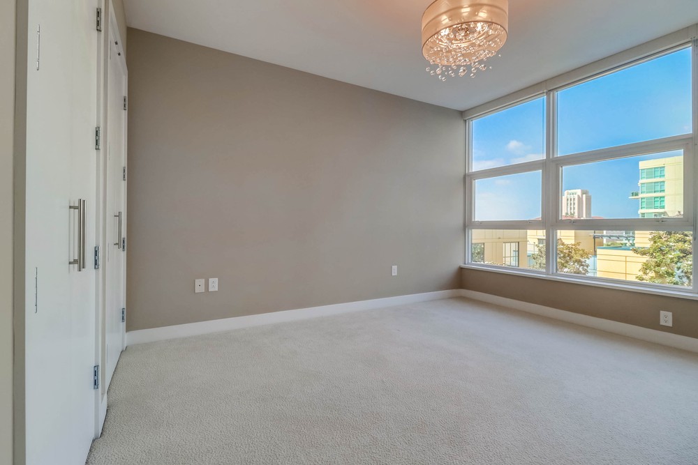 Virtual tour photo 27 of 52 for 1325 Pacific Hwy UNIT 506