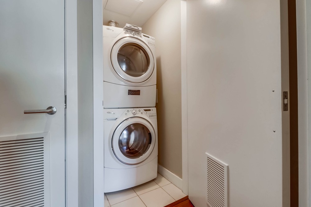 Virtual tour photo 37 of 52 for 1325 Pacific Hwy UNIT 506