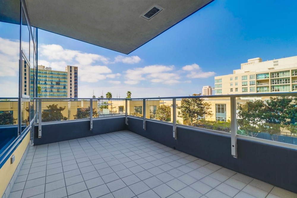 Virtual tour photo 38 of 52 for 1325 Pacific Hwy UNIT 506