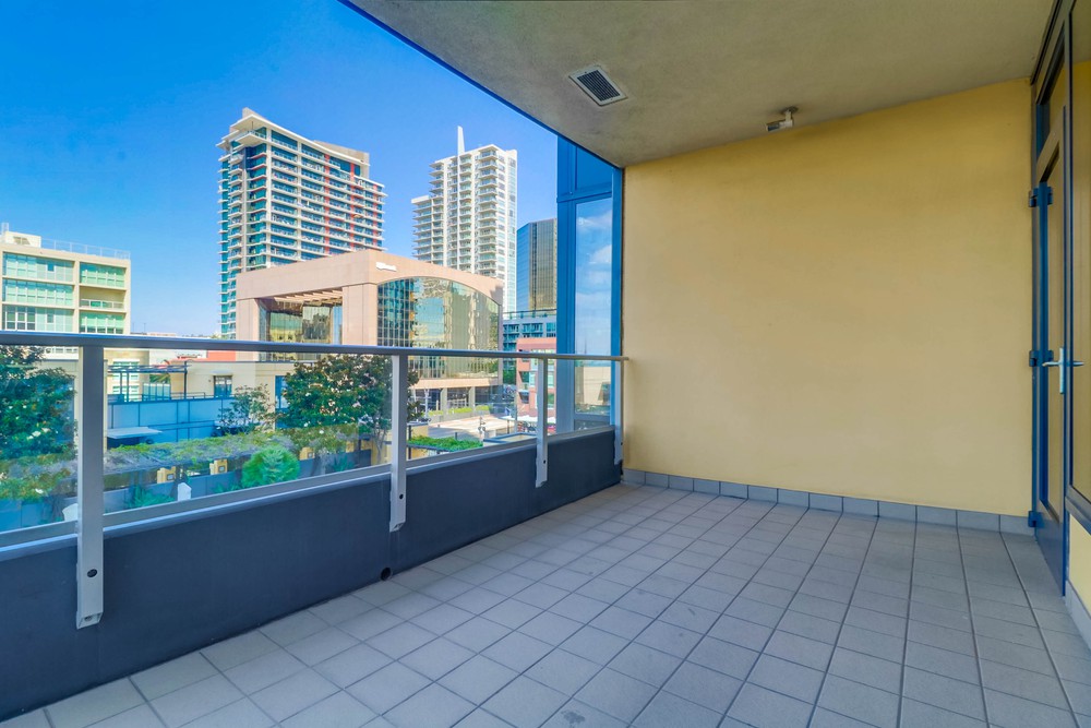 Virtual tour photo 43 of 52 for 1325 Pacific Hwy UNIT 506