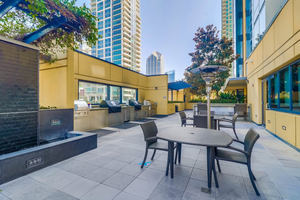 Virtual tour photo 51 of 52 for 1325 Pacific Hwy UNIT 506
