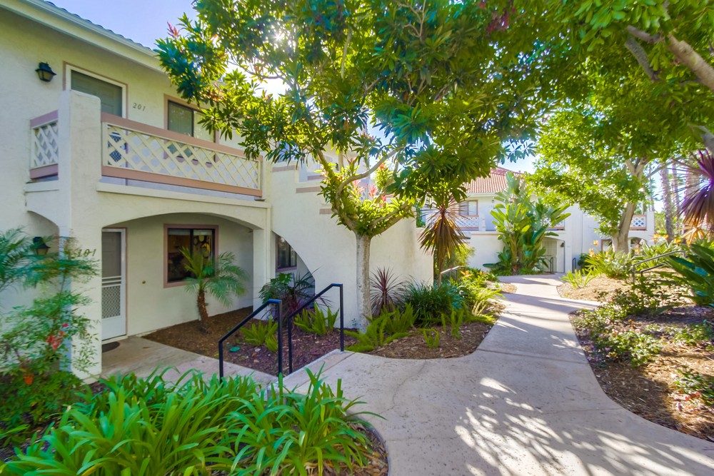 Virtual tour photo 3 of 34 for 13262 Salmon River Rd #201