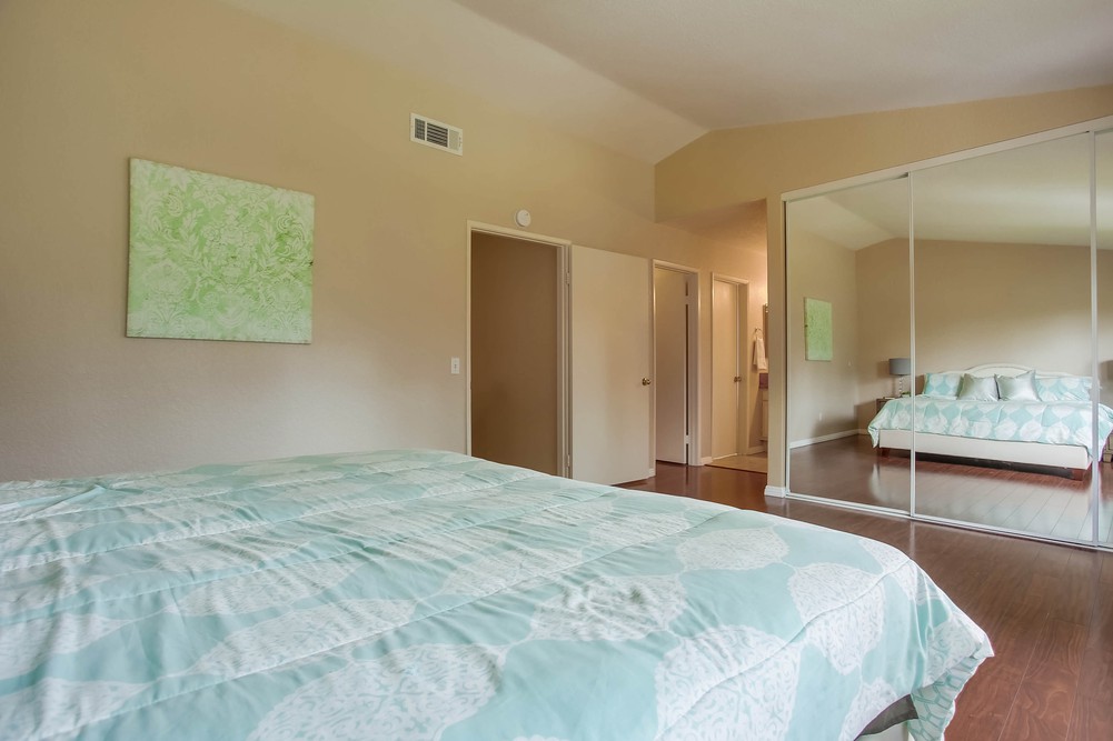 Virtual tour photo 35 of 67 for 13272 Bavarian Dr