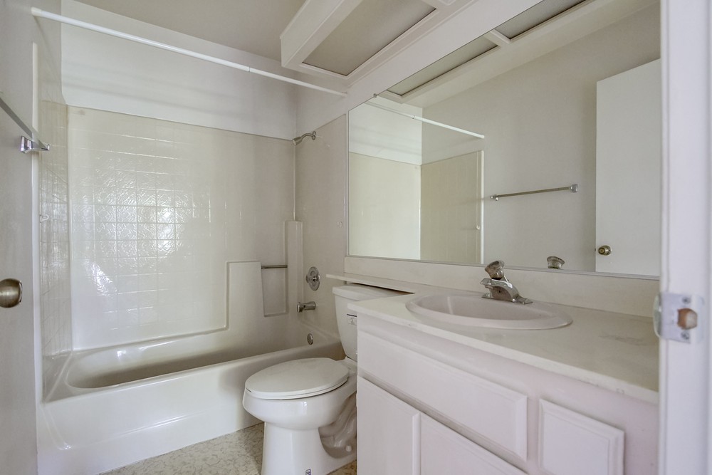 Virtual tour photo 27 of 41 for 13272 Salmon River Rd UNIT 203